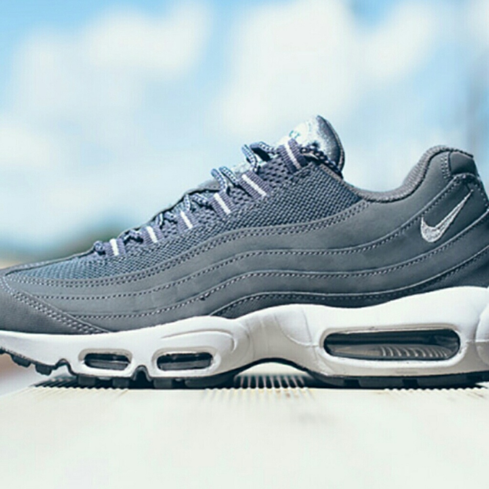Gray Nike Air Max '95